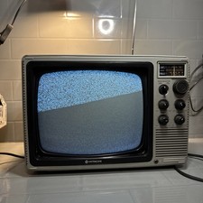 RARE HITACHI P-27FM TV Radio