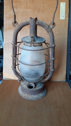 Vecchia lampada lanterna - vecchia,