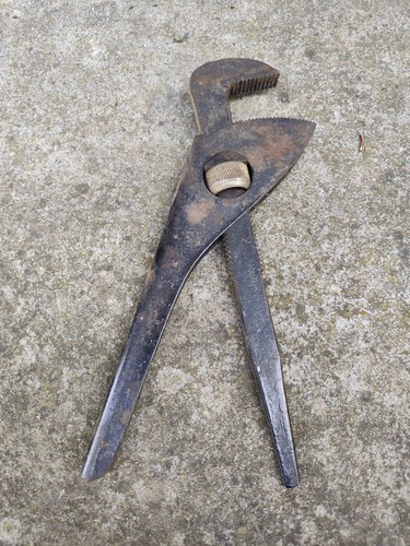 Pinza pappagallo regolabile - a,