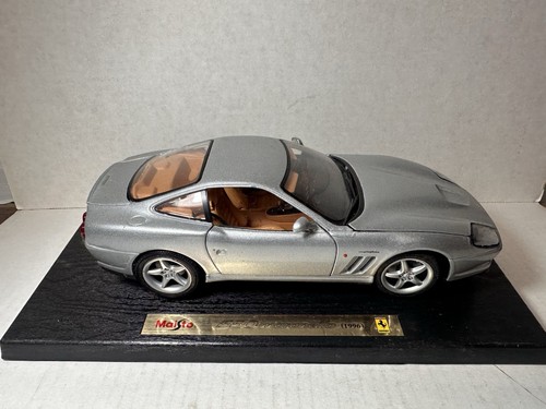 Maisto 1996 ferrari 550 - maisto,