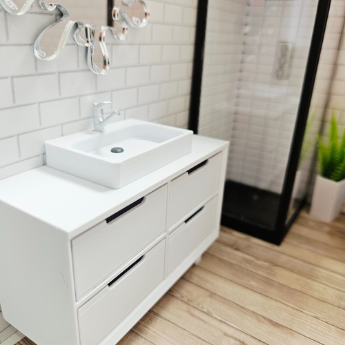 Casa delle bambole bagno - bambole,