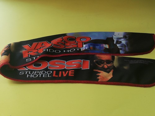 Vasco rossi stupido hotel live - stupido,