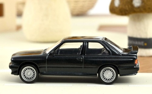 Bmw 1986 nero - (e30),