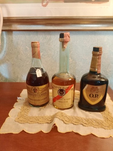 Lotto tre bottiglie di - di,