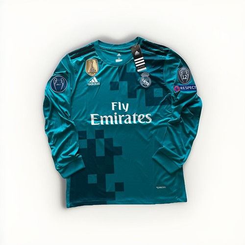 Real madrid terzo kit - real,
