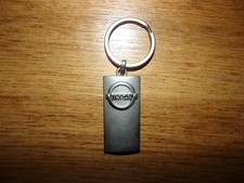 Porte clé métal Nissan