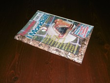 TOTOCORRIERE PRESENTA I MONDIALI DI CALCIO KOREA JAPAN 2002 CON POSTER