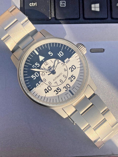 Orologio pilota svizzero