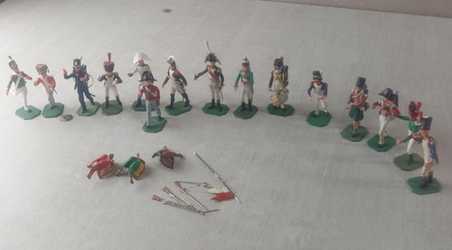 Lot anciennes figurines - lot,