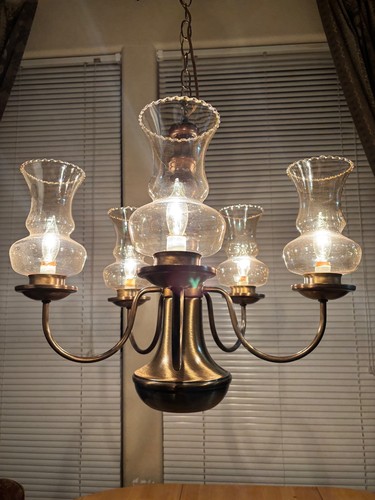 Lampadario elettrificato