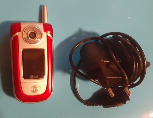 Telefono cellulare tre 3 - ,