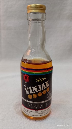Rara mignon stari vinjak 1973 - rara,