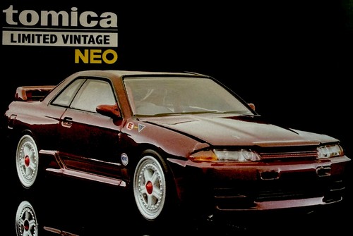 Tomica limited vintage - 1:64,