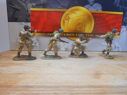 Conte cofanetto ww2 003 su - cofanetto, "su