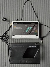 Sony Walkman Cassetta Radio AM FM con Custodia e Auricolari Dispositivo Audio Vintage