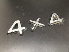 CAR AUTO EPOCA 4X4 LOGO SIGLA EMBLEMA FREGIO STEMMA SCRITTA TARGHETTA BADGE NOME