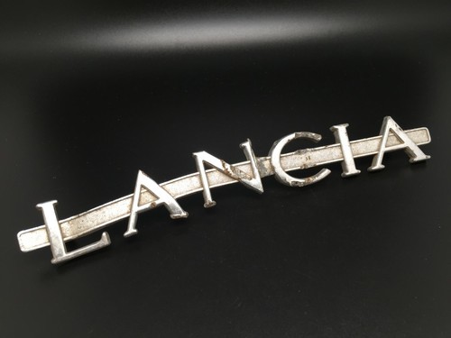 Lancia fulvia logo metallo - lancia,