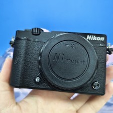 Nikon 1 J5 Touchscreen 20.8 MP