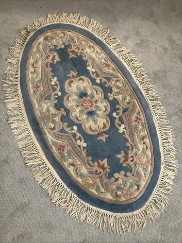 Tappeto vintage ovale cinese