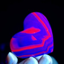 Fluorite rosa nera naturale