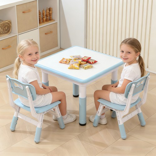 Tavolo per bambini con - per, sedie