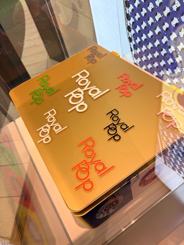 Swatch royal pop - ap,