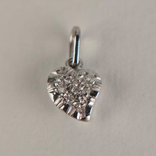 Ciondolo vintage in oro bianco 18 kt  a forma di cuore vintage con brillanti