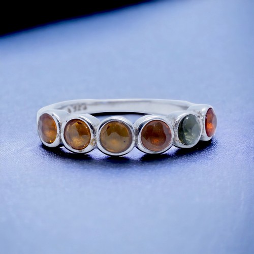 Splendido anello unico - , e