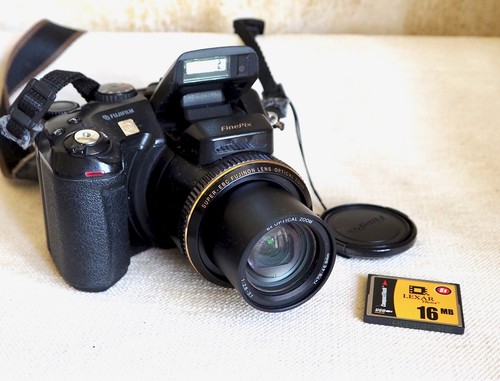 Fujifilm finepix s7000 - finepix,