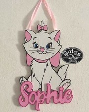 Nomi In Legno Con Personaggi A