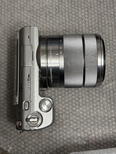 Fotocamera digitale compatta