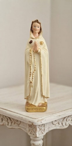 Statua della madonna maria - della,