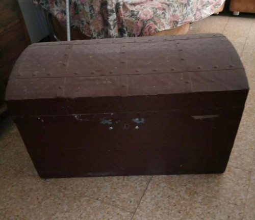 Baule legno antico colore