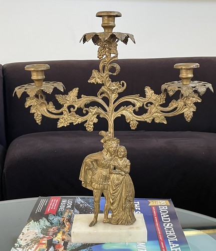 Antico candelabro vittoriano