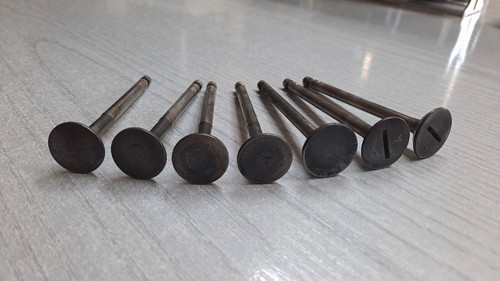 Valvole testata motore - testata,