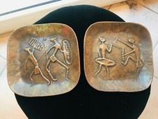 COPPIA  PIATTI CON FIGURE