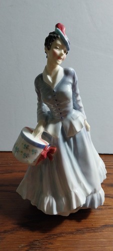Royal doulton midinette hn2090 - midinette,