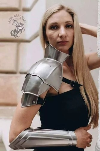 Pauldron medievale acciaio