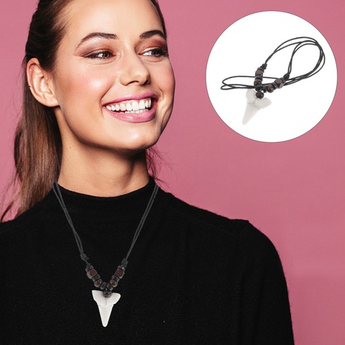 Collana con dente squalo - dente, di