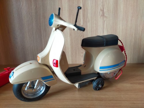 Vespa piaggio filoguidata - vespa,