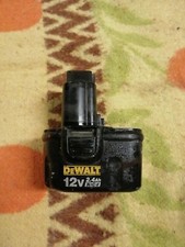 Batteria Dewalt non funzionante 12v 2.2Ah Completa non tiene la carica