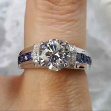 2,00 CT ANELLO SOLITARIO IN ORO BIANCO 18 KT TIT 750 CON BRILLANTE  E ZAFFIRI.