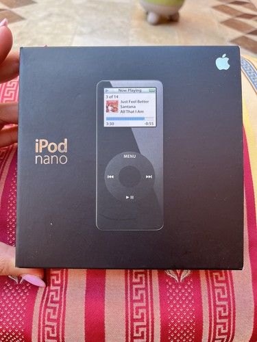 Apple ipod nano 1st - ipod,