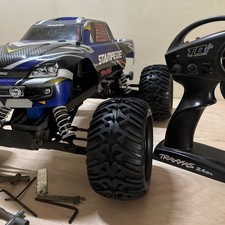 Camion radiocomandato Traxxas