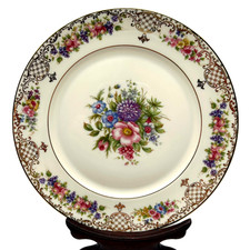 Piatto insalata floreale