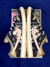 Nike SB Dunk Low x Travis Scott “Cactus Jack”