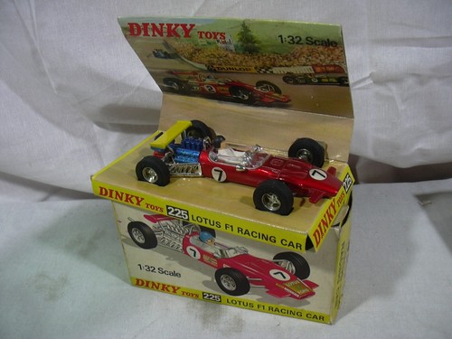 Dinky toys n 225 - '70, 's