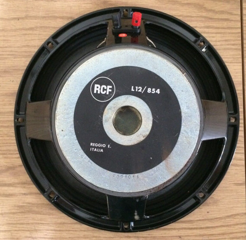 Altoparlante woofer base media
