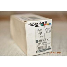 XB4BS142 Pulsante arresto Testa a Fungo 40mm Rosso Sblocco a chiave 1NC