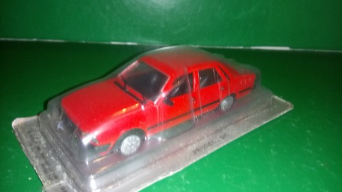 Peugeot 505 gti rouge - gti, 1/43